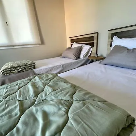 Olive Tree The Master Bed And Balcony *