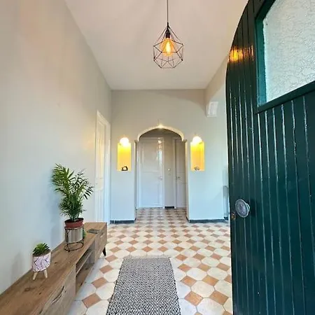 Olive Tree The Master Bed And Balcony * Benitses (Corfu)