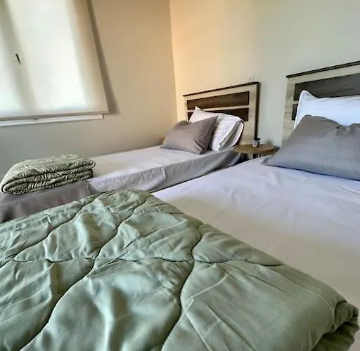 Olive Tree The Master Bed And Balcony *