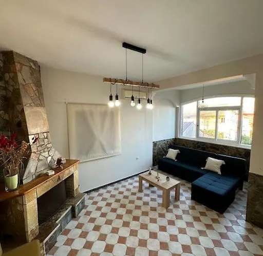 Apartman Olive Tree The Master Bed And Balcony *