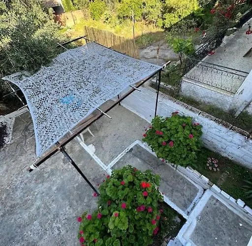 Apartman Olive Tree The Master Bed And Balcony Benícesz