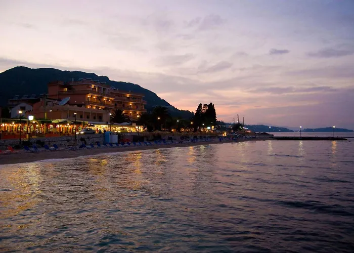 Olive Tree The Master Bed And Balcony *