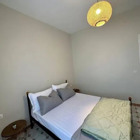 Olive Tree The Master Bed And Balcony アパート *