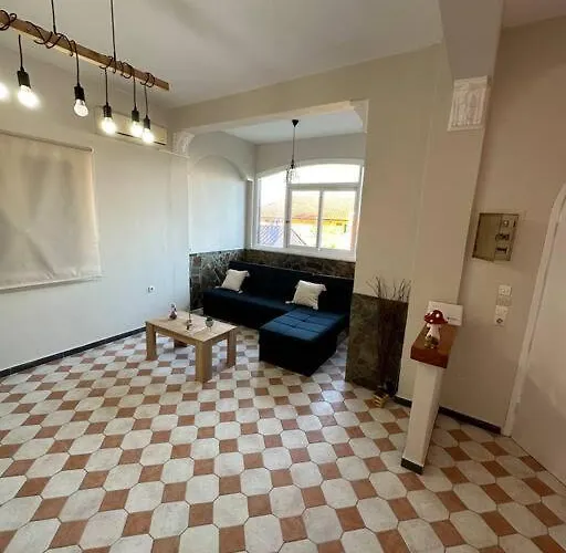 Διαμέρισμα Olive Tree The Master Bed And Balcony Μπενίτσες